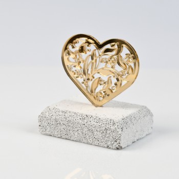 Plexiglass καρδιά χρυσή  σε μάρμαρο 7X8CM